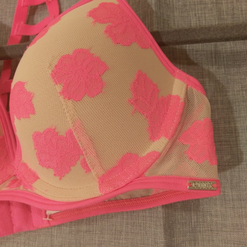 Bra - Picture 2 of 4